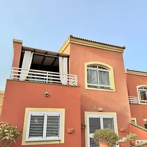 casa-milo.in-canary-islands.com/
